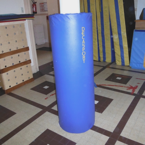 Protection de poteau cylindrique