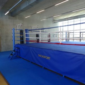 Ring de boxe compétition DECASPORT