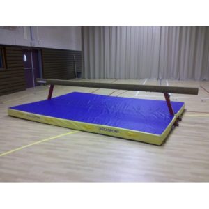 tapis réception repliable poutre decasport